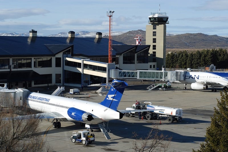 Avião no aeroporto de Bariloche