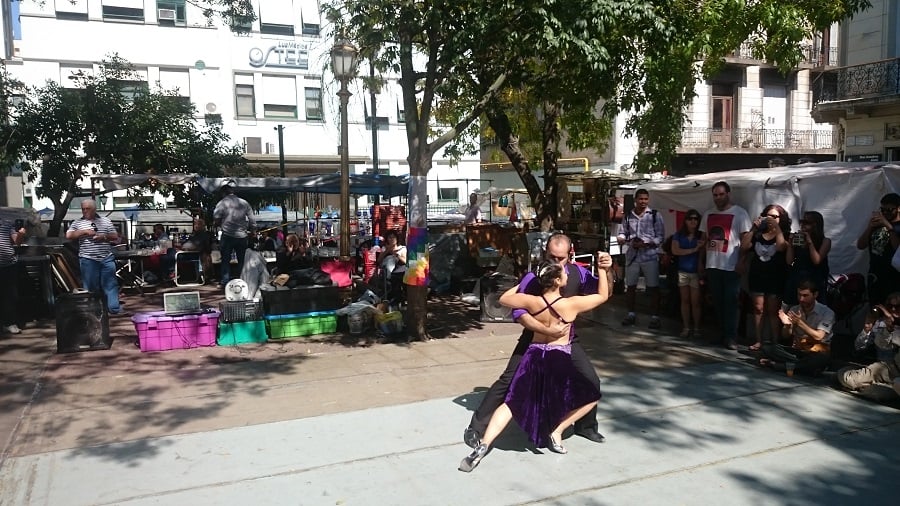 Onde assistir tango na rua em Buenos Aires: Feira de San Telmo